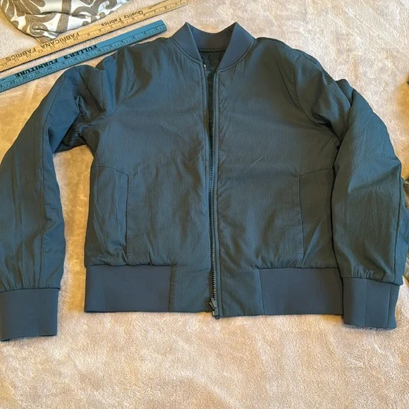 Lululemon Non-Stop Bomber Reversible emerald 6 - Picture 4 of 9